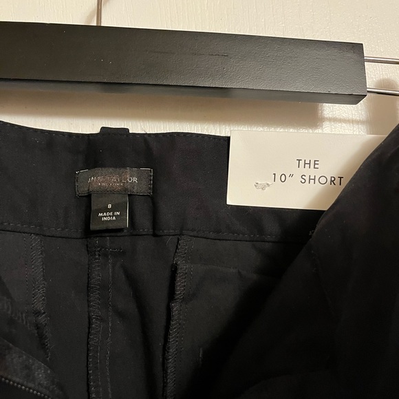 Sz 8 NWT Ann Taylor Loft  10” Short - Picture 3 of 7
